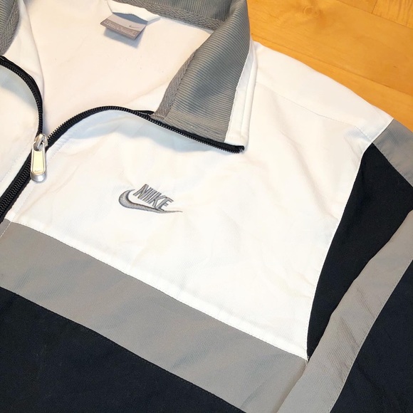 Nike Windbreaker size L PreLoved - Picture 4 of 4